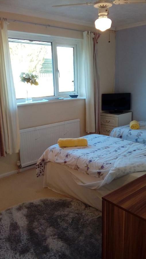 Hotel Lavender House Bridgend  Esterno foto